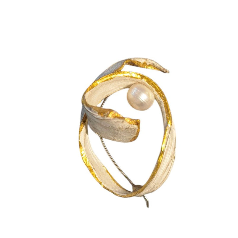 Prendedor cinta, oro y perlas
